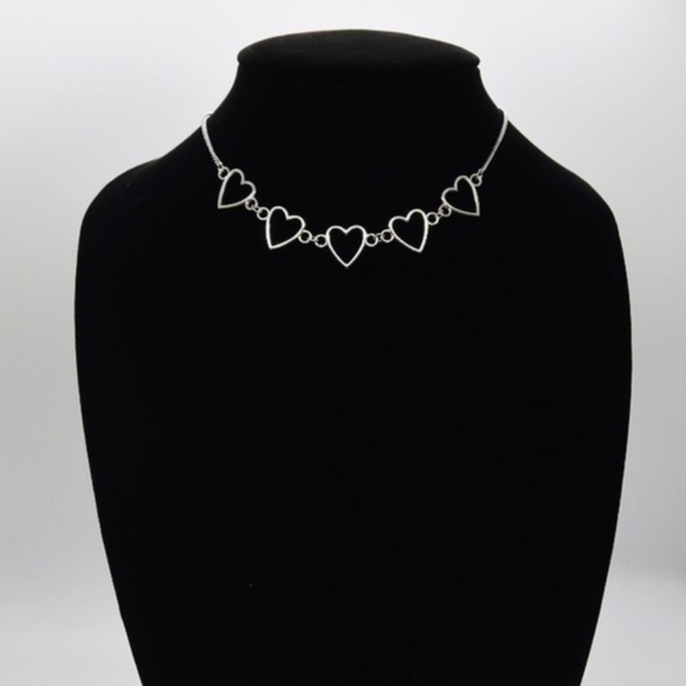 Heart Chain Necklace - Picture 2 of 4